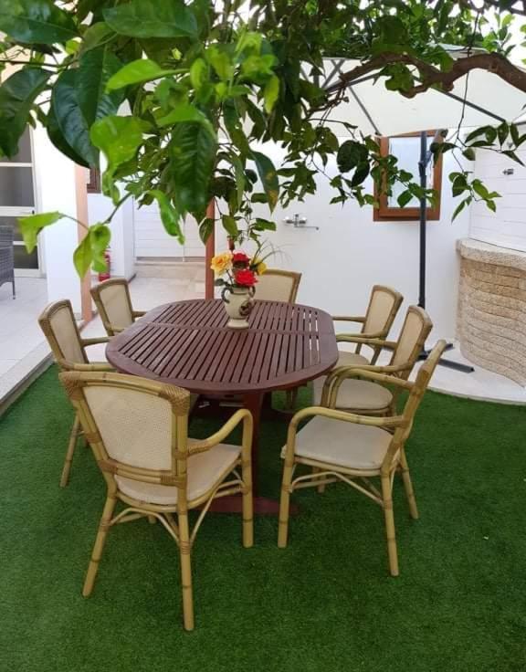 Economi Depandance Olbia Hotel Bagian luar foto